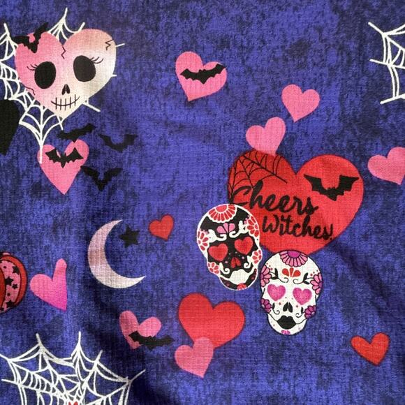 Cheers‎ Witches HeartSoul Scrubs Print V Neck Top Halloween XL NEW NWT - Picture 5 of 7